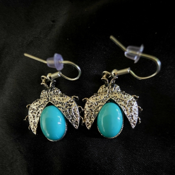unbranded Jewelry - Turquoise and Silver Leaf Earrings